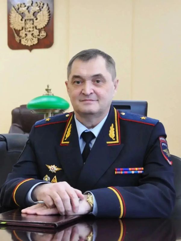 Сегодня в гостях «Клуба главных редакторов ИНМЕДИА» начальник УМВД России по Кировской области, генерал-майор полиции Константин Никандрович Селянин