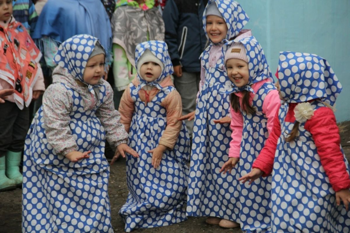 В детском саду «Родничок» города Котельнича прошла традиционная Покровская ярмарка В детском саду «Родничок» города Котельнича прошла традиционная Покровская ярмарка