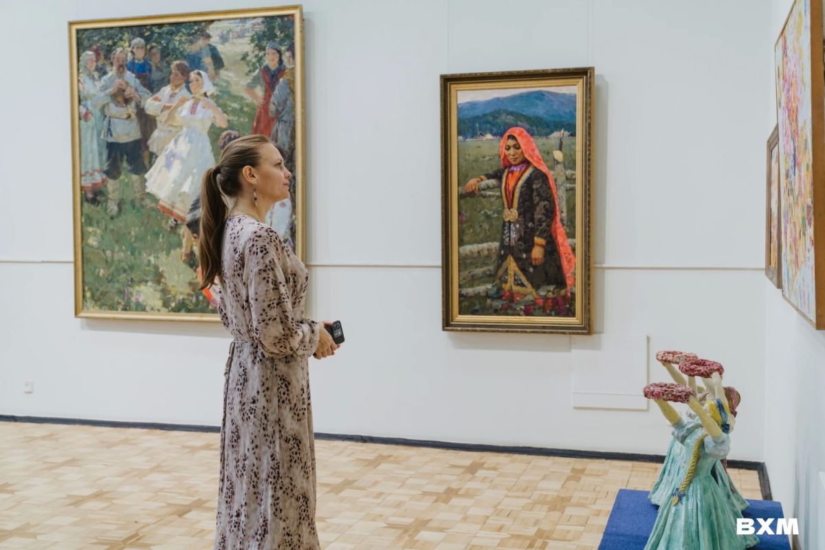 В Вятском художественном музее имени В. М. и А. М. Васнецовых продолжает работу выставка «Арт-экспедиция В Вятском художественном музее имени В. М. и А. М. Васнецовых продолжает работу выставка «Арт-экспедиция