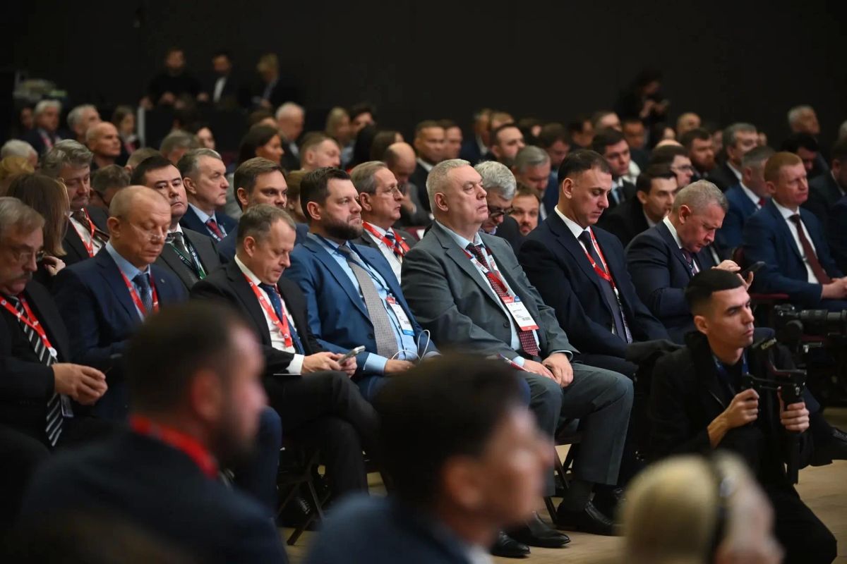 В Кировской области развивают производство кормового белка из природного газа, биогаза из отходов животноводства и новых химических материалов В Кировской области развивают производство кормового белка из природного газа, биогаза из отходов животноводства и новых химических материалов