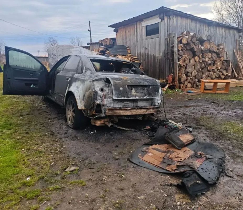 В Омутнинском районе полицейскими задержан мужчина, подозреваемый в поджоге автомобиля В Омутнинском районе полицейскими задержан мужчина, подозреваемый в поджоге автомобиля