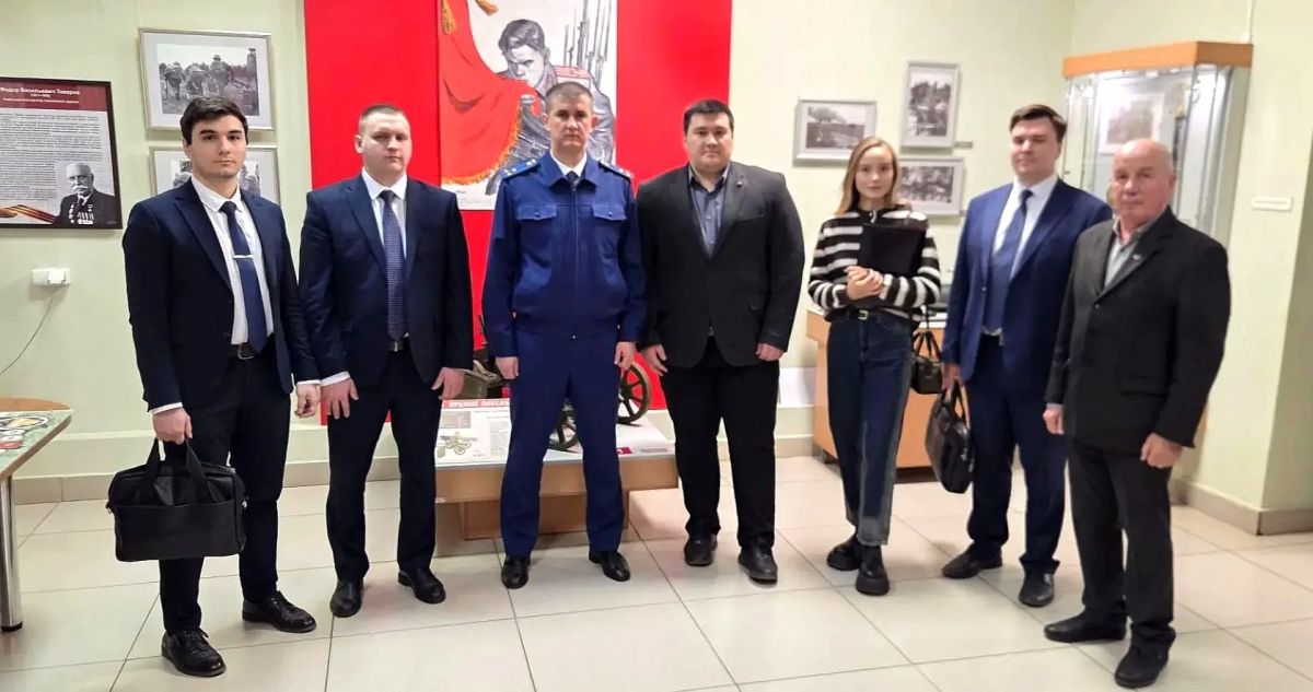 #кадры #учеба. В прокуратуре Кировской области состоялись учебные занятия по повышению квалификации и профессионального уровня прокурорских работников со стажем прокурорской работы до трех лет #кадры #учеба. В прокуратуре Кировской области состоялись учебные занятия по повышению квалификации и профессионального уровня прокурорских работников со стажем прокурорской работы до трех лет