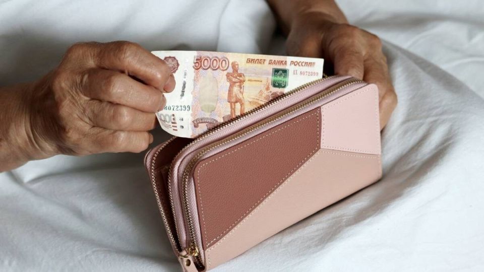 Пенсионные баллы: как зарплата в 100 тысяч рублей укрепит будущее пенсии россиян