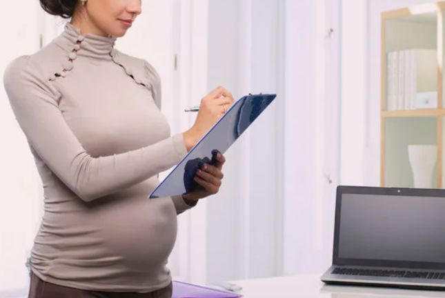 Как получить двойное пособие по беременности и родам в 2025 году