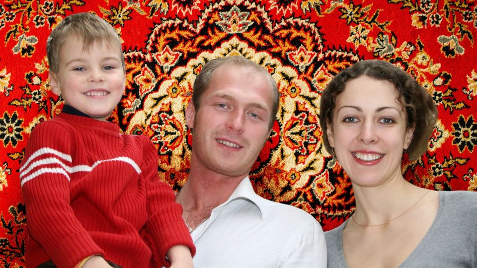 Теплый и такой родной: пять секретов успеха настенных ковров в советских семьях