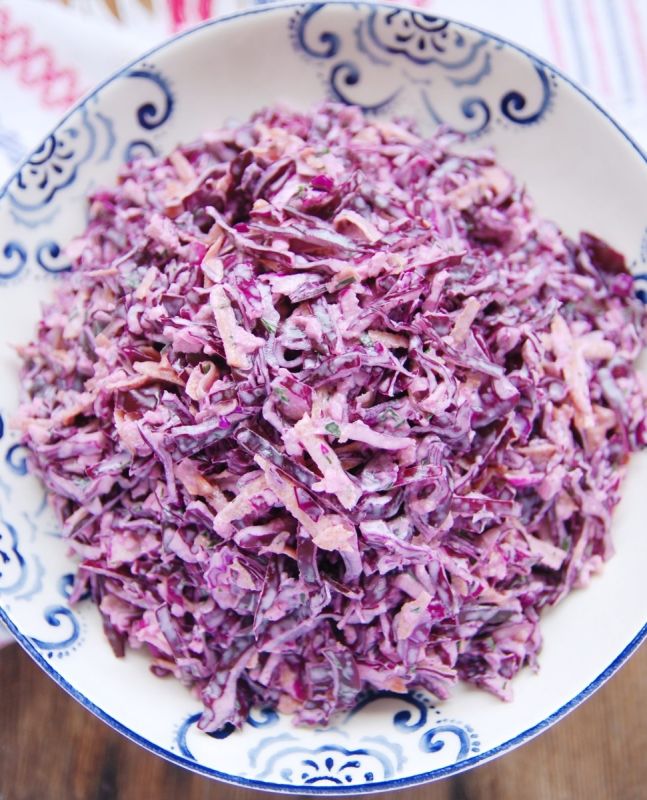 Вкусные салаты из фиолетовой капусты: простые рецепты