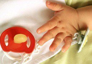 Как няня для грудничка помогает неопытным мамам справиться с родительскими заботами