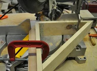 Как создать идеальные углы с помощью простого устройства для резки