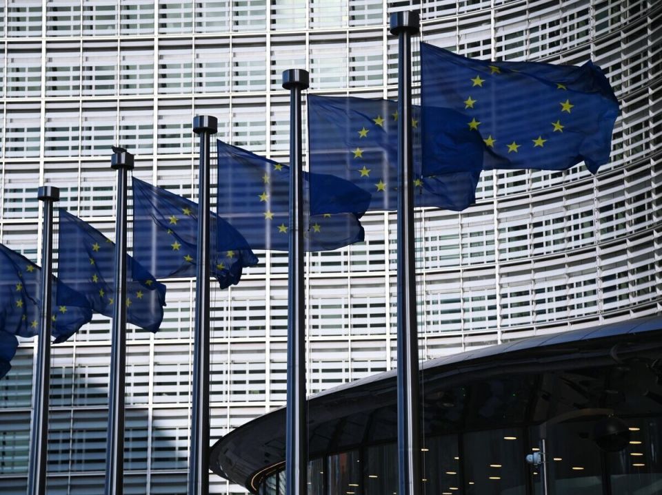 Еврокомиссия планирует новые меры против российской банковской системы